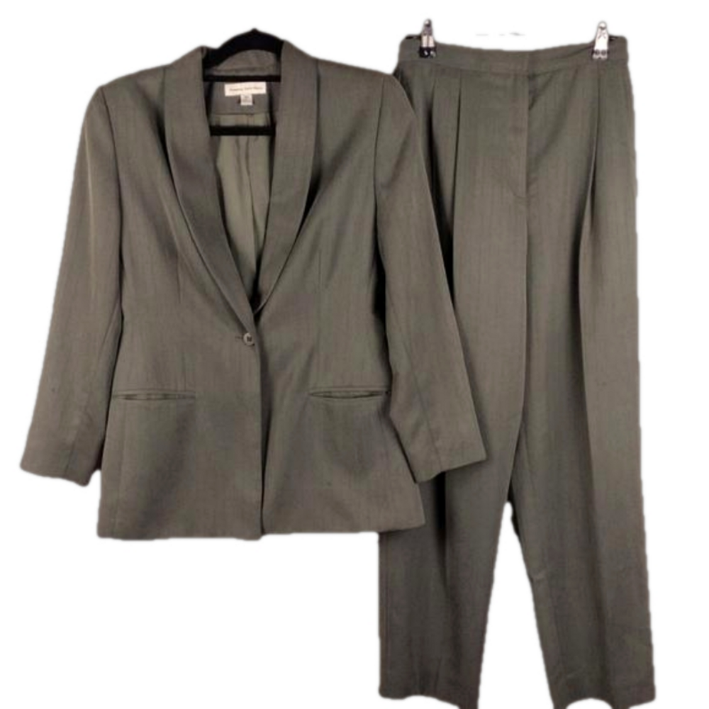 Amanda Smith Petite Vintage Green Pinstripe Classic Two Piece Jacket Trouser Set